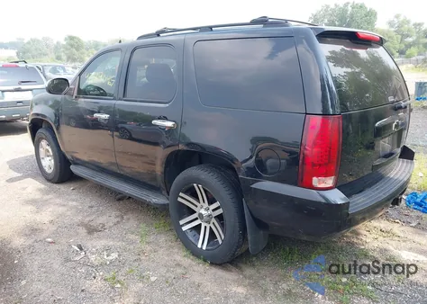 2008 Chevrolet Tahoe Ltz z USA, uszkodzony, nr VIN 1GNFK130X8J182485